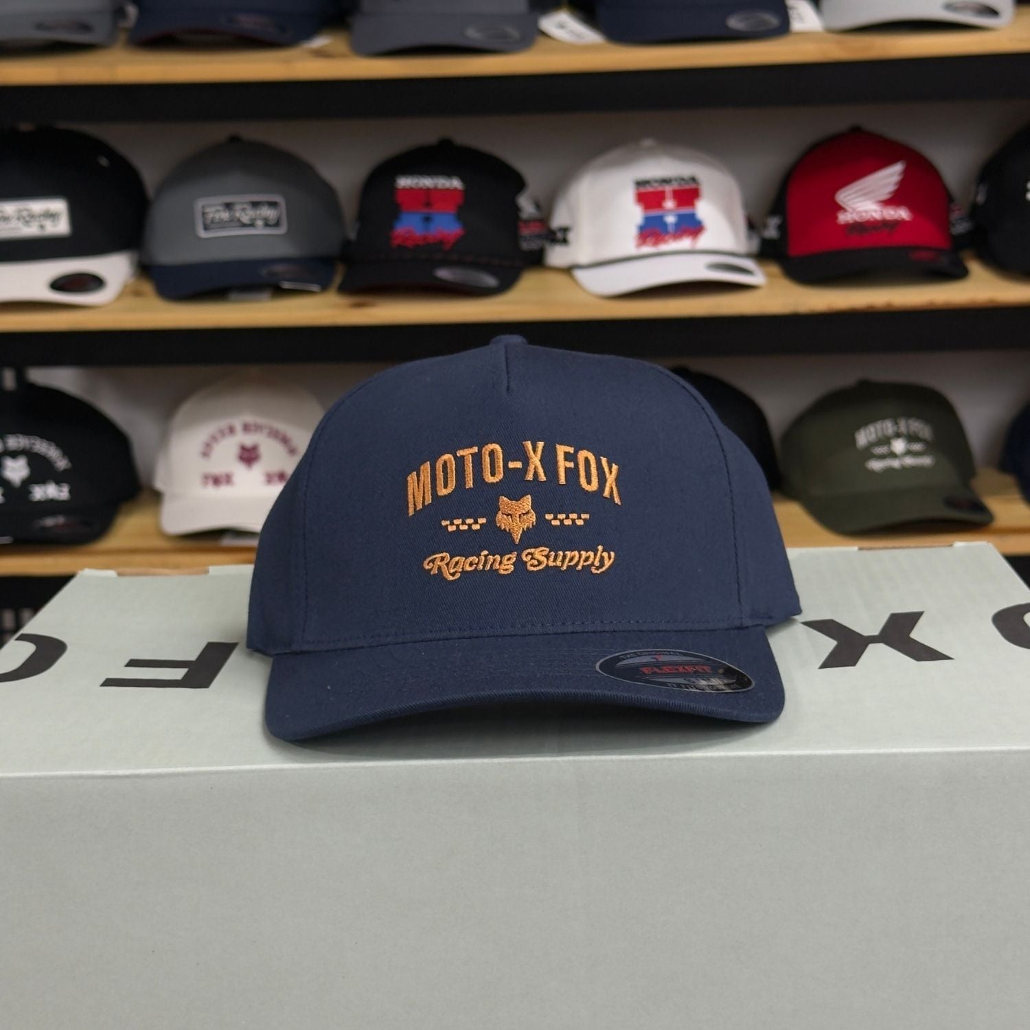 GORRA FOX SUPPLY FLEXFIT [AZUL]