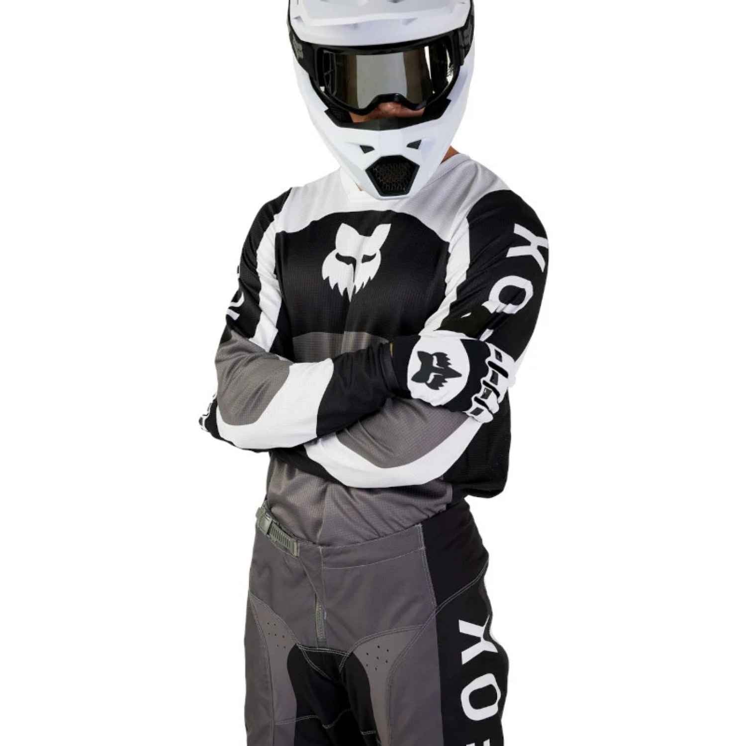 UNIFORME FOX 180 NITRO - EXTD SIZES [NEGRO/ BLANCO]