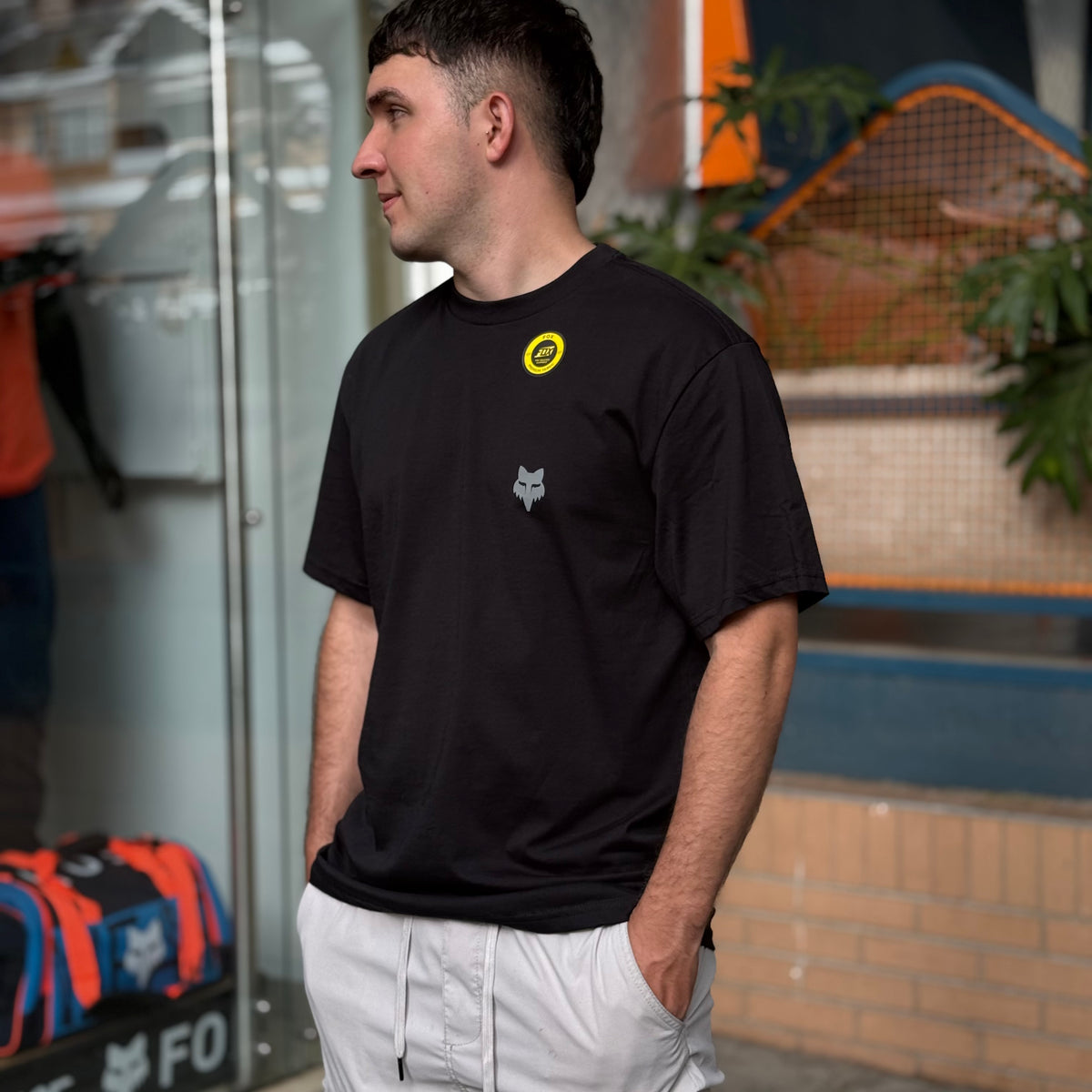 CAMISETA FOX FRECUENCY SS PREMIUM [NEGRO]