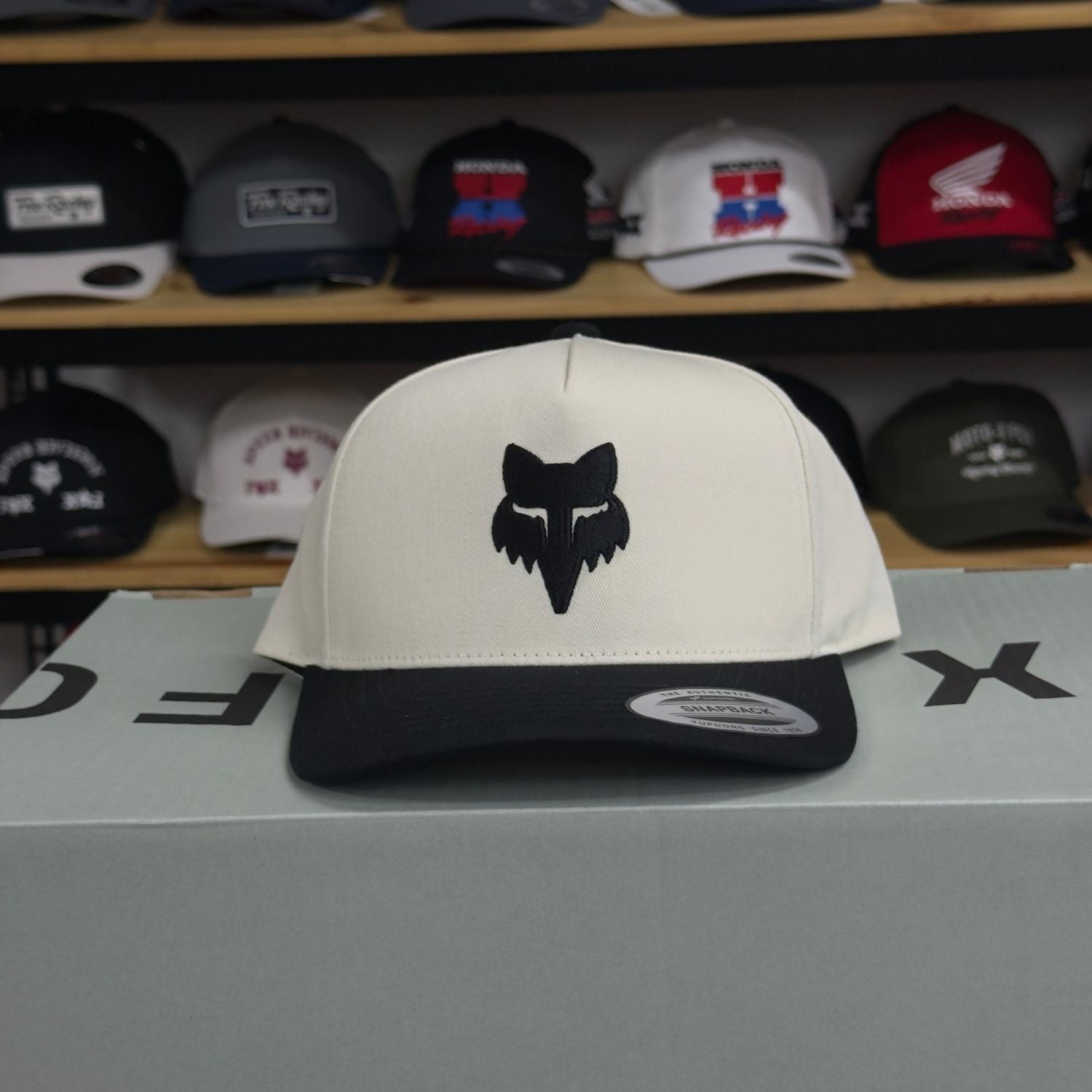 GORRA FOX HEAD EMB TRUCKER [AZUL]