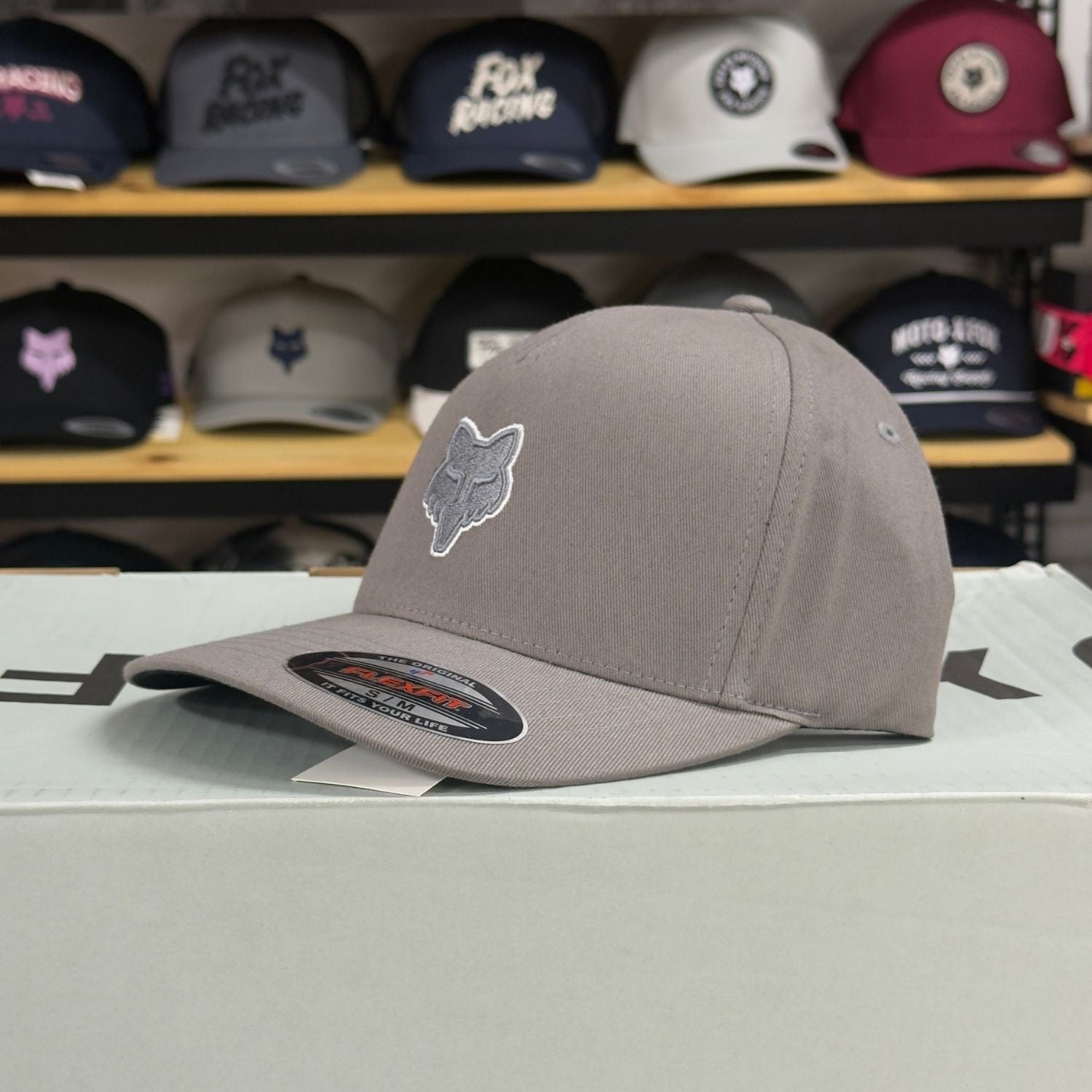 GORRA FOX HEAD FLEXFIT [GRIS] - Todo Riders