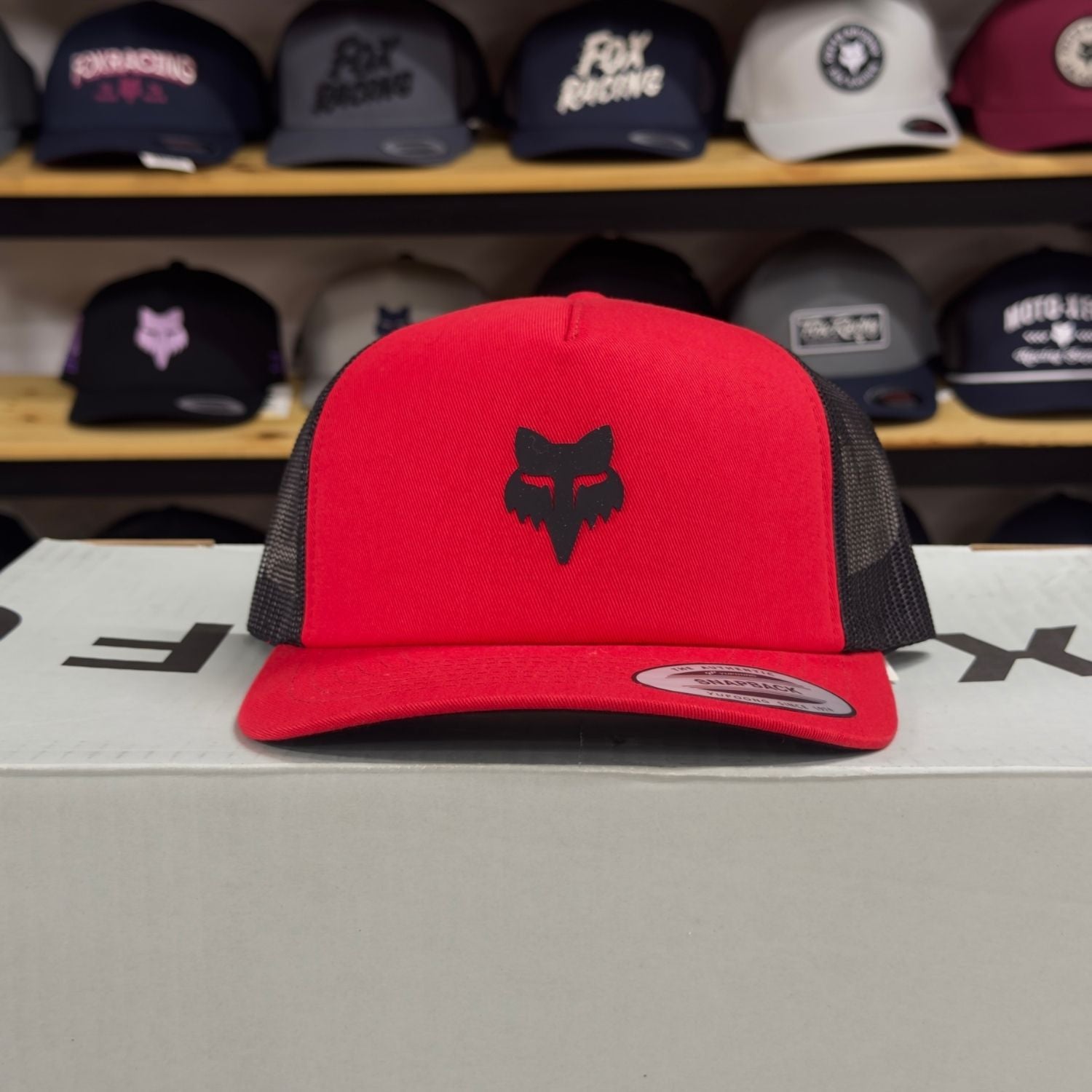 GORRA FOX HEAD TRUCKER [ROJO] - Todo Riders