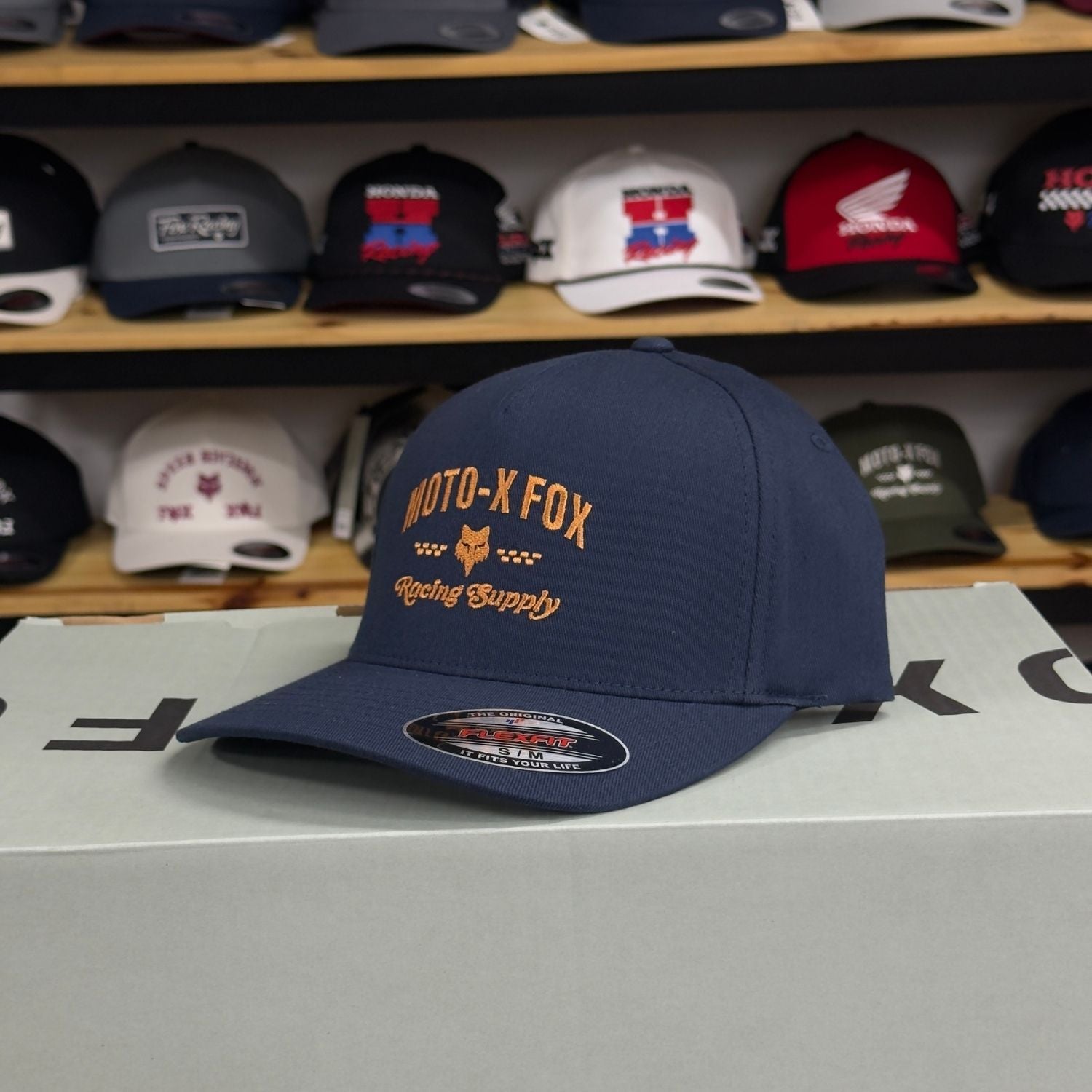 GORRA FOX SUPPLY FLEXFIT [AZUL]