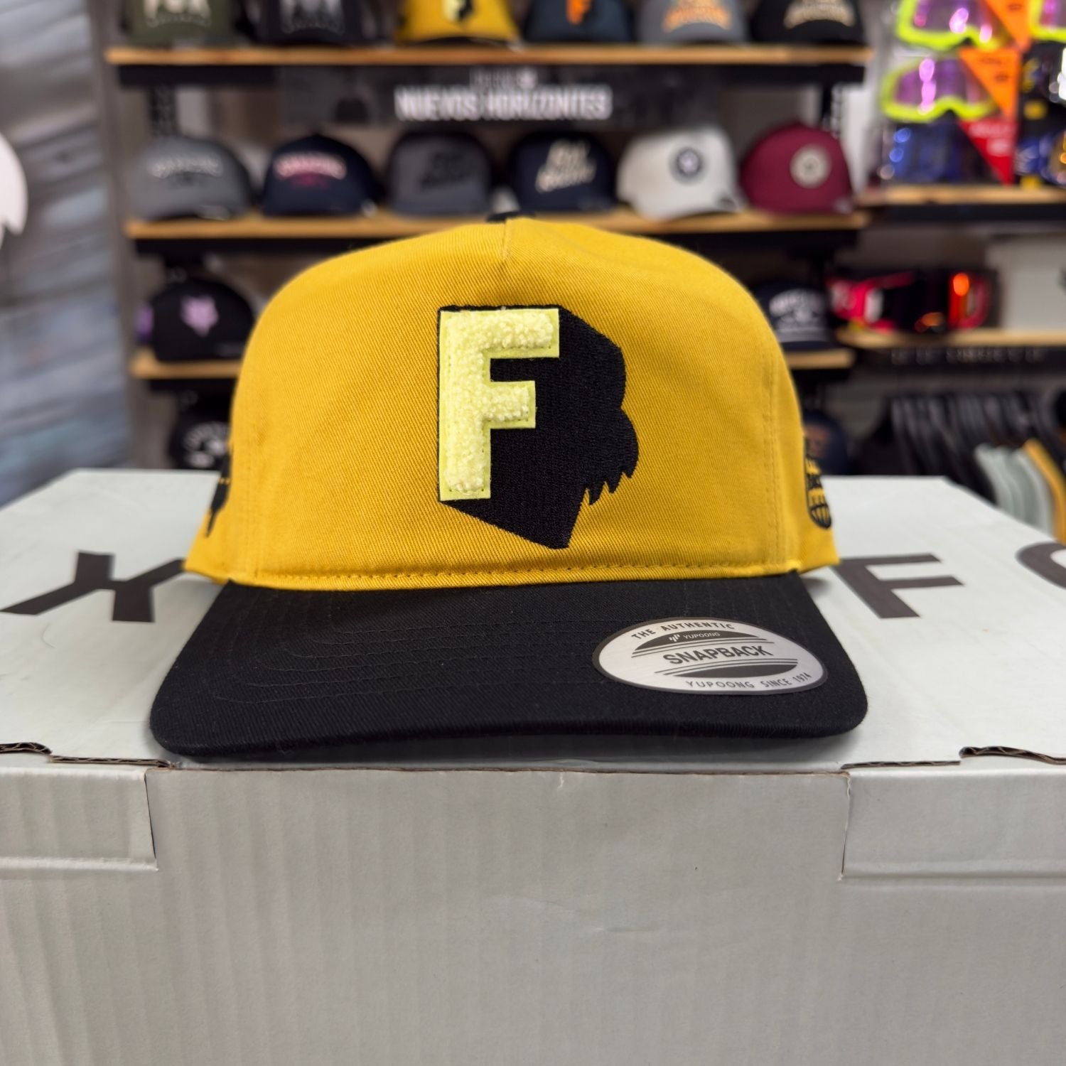 GORRA FOX SHADOW SNAPBACK [AMARILLO] - Todo Riders