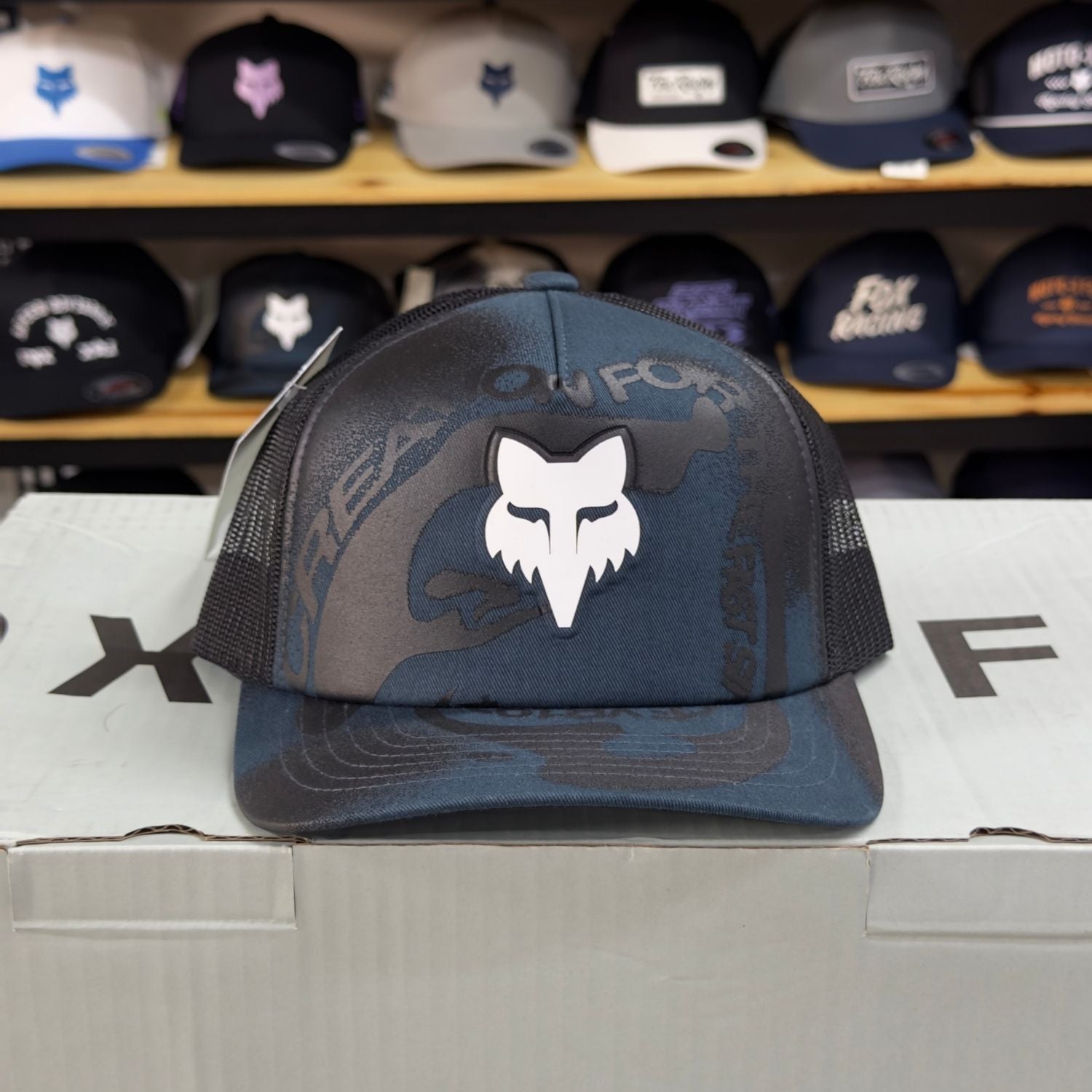 GORRA FOX VISION MESH TRUCKER [AZUL OSCURO]