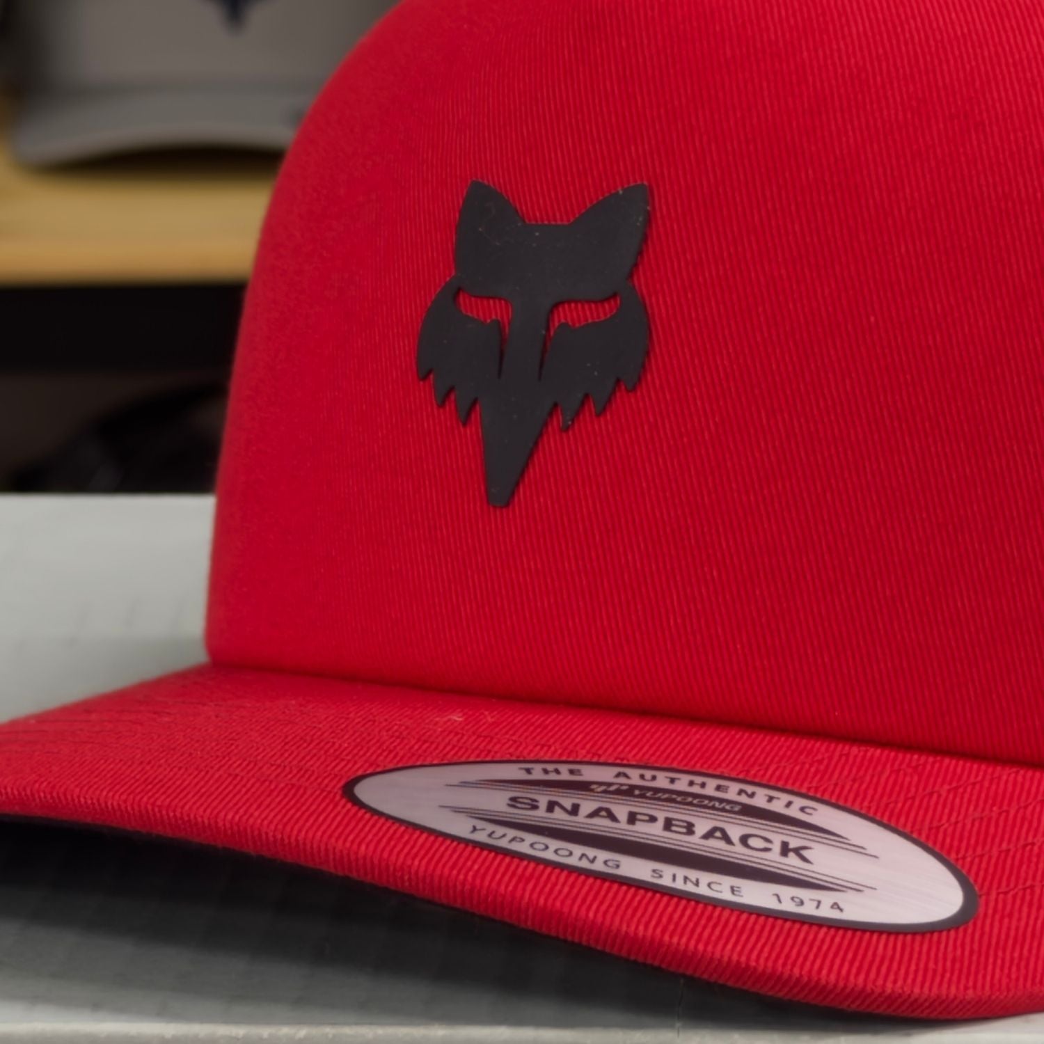 GORRA FOX HEAD TRUCKER [ROJO] - Todo Riders