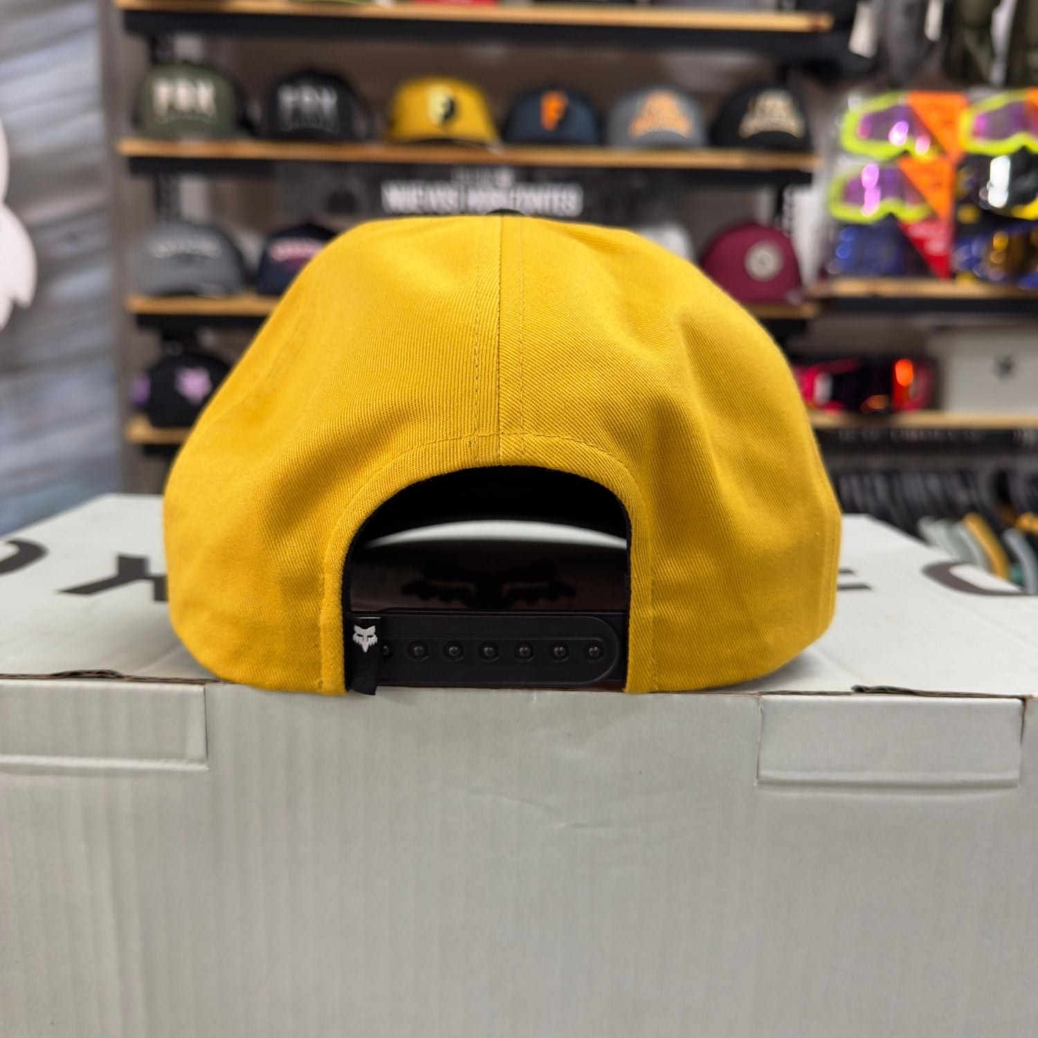 GORRA FOX SHADOW SNAPBACK [AMARILLO] - Todo Riders