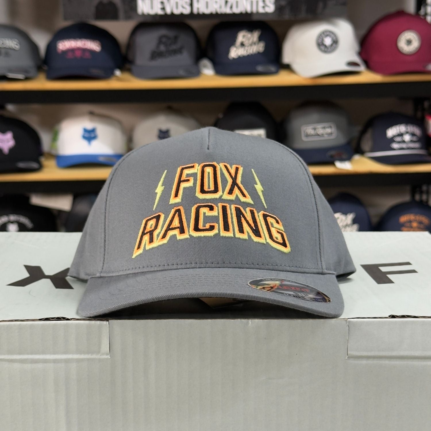 GORRA FOX STORM FLEXFIT [GRIS] - Todo Riders