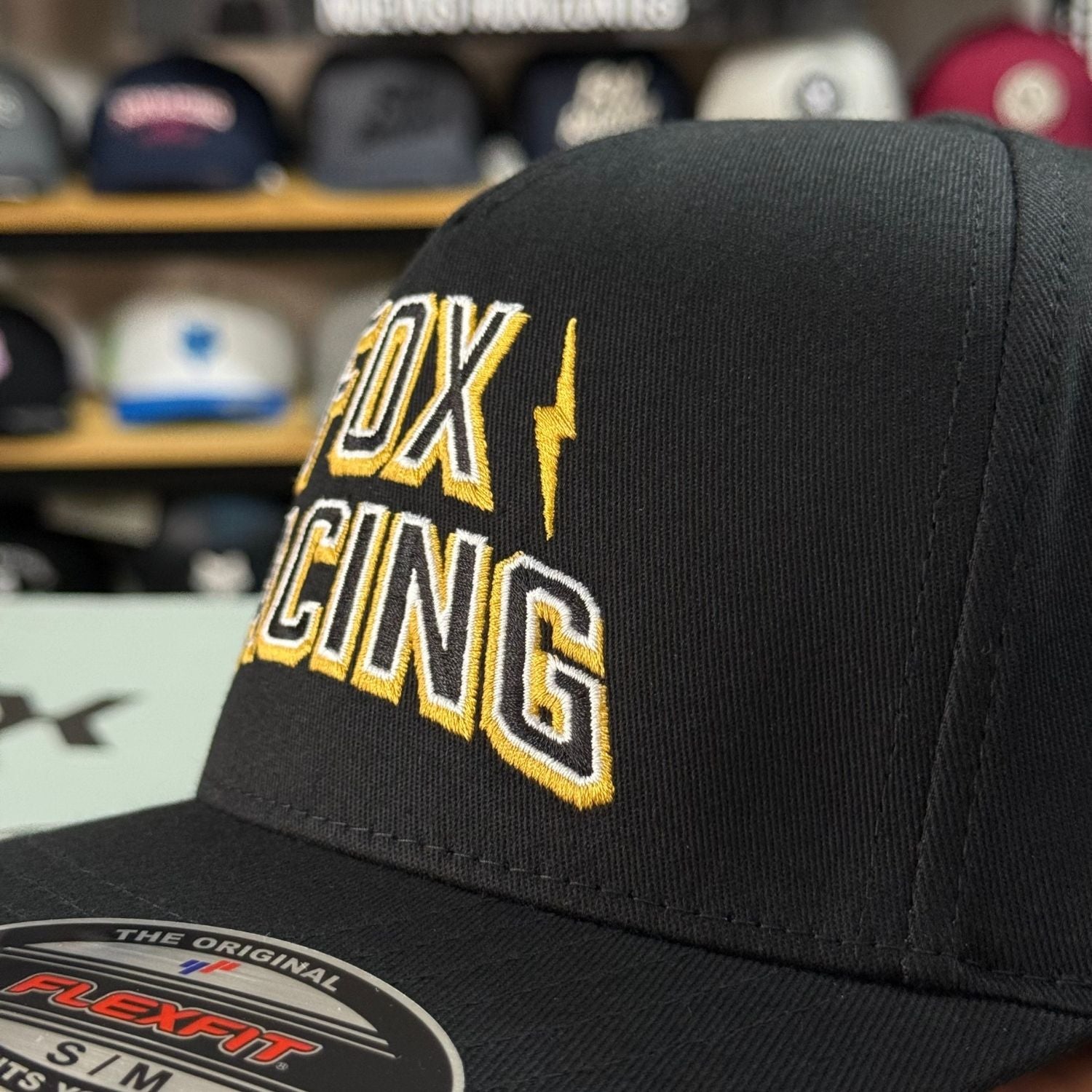 GORRA FOX STORM FLEXFIT [NEGRO] - Todo Riders
