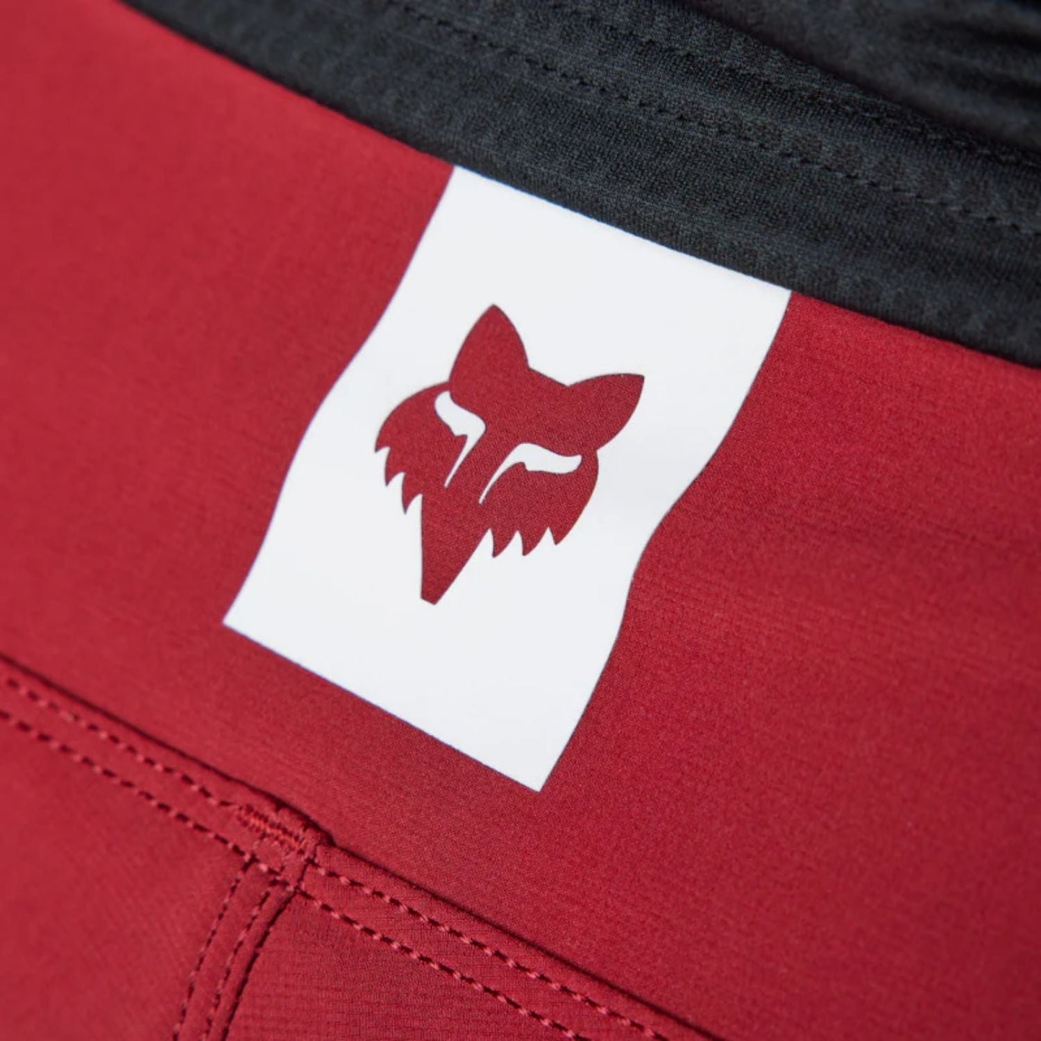 SHORT FOX DEFEND AURORA [ROJO] - Todo Riders