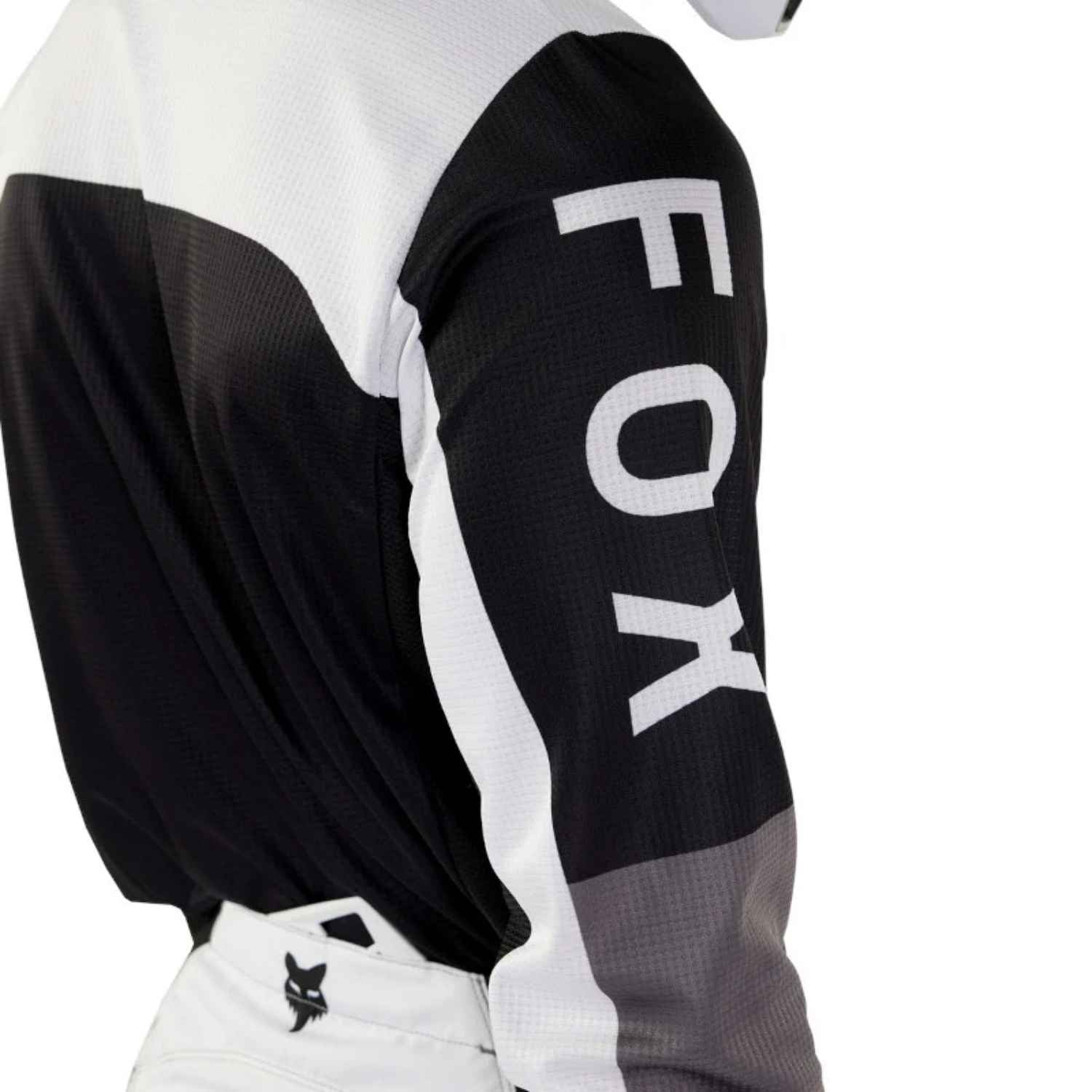 UNIFORME FOX 180 NITRO - EXTD SIZES [NEGRO/ BLANCO]