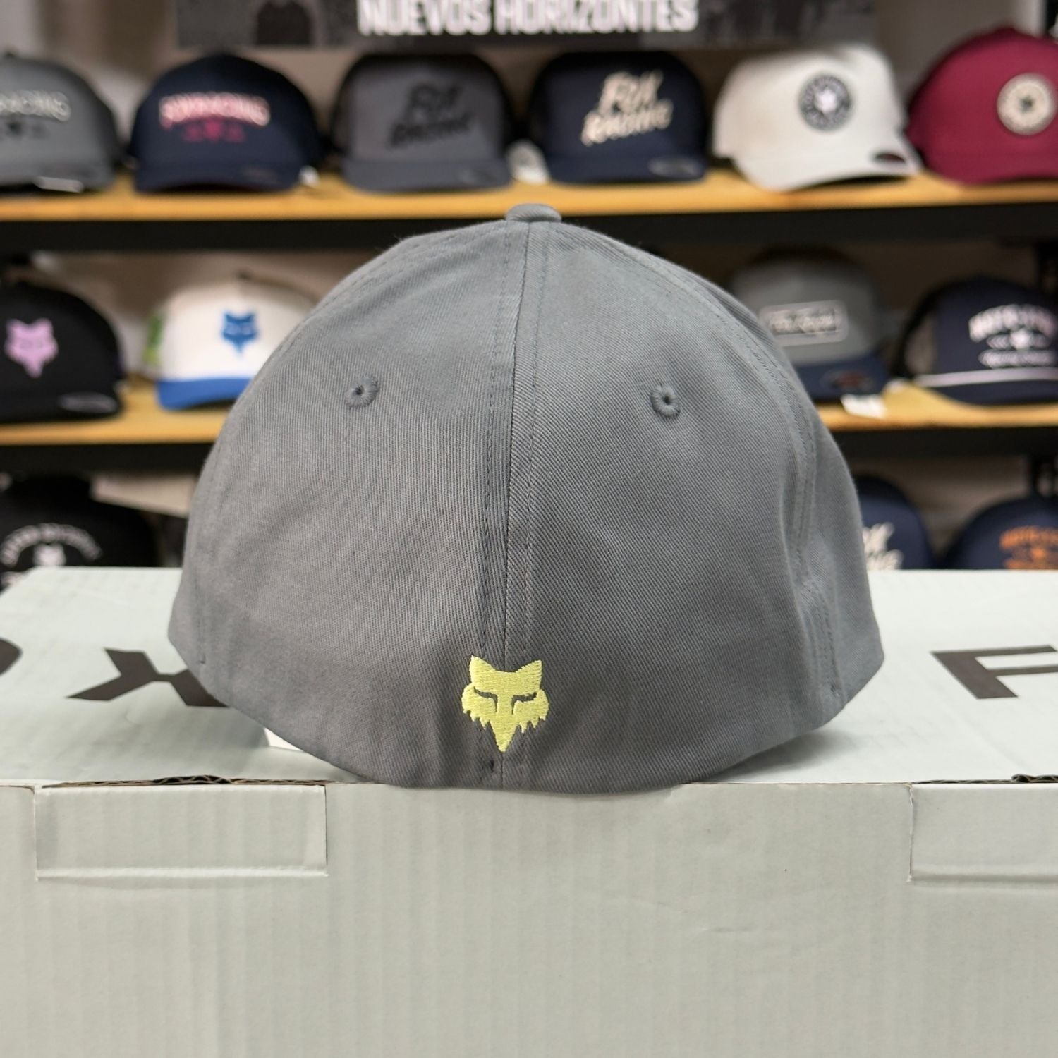 GORRA FOX STORM FLEXFIT [GRIS] - Todo Riders