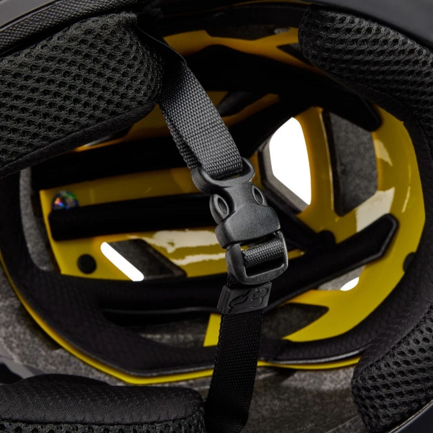 CASCO FOX PROFRAME MT BLK, CE [NEGRO]