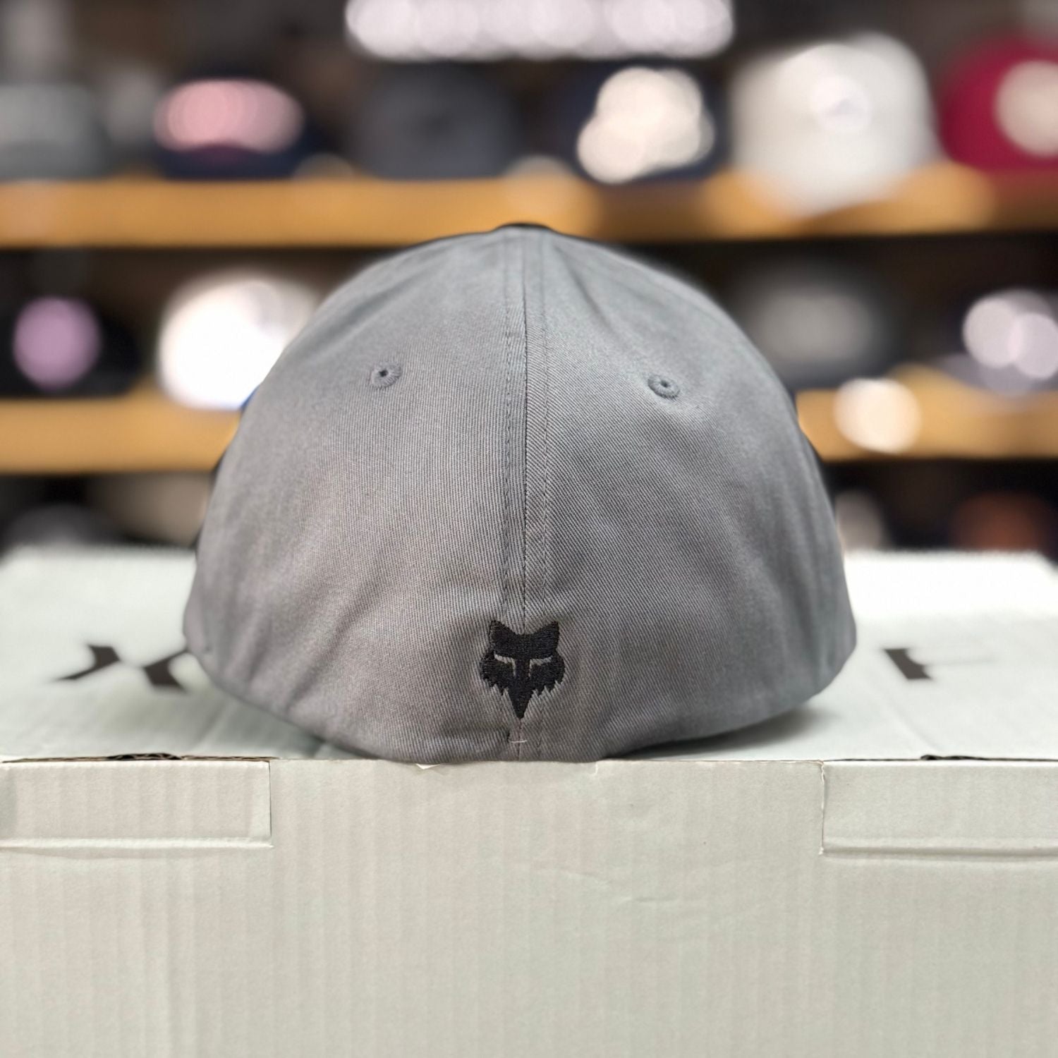 GORRA FOX BOLD FLEXFIT [GRIS] - Todo Riders