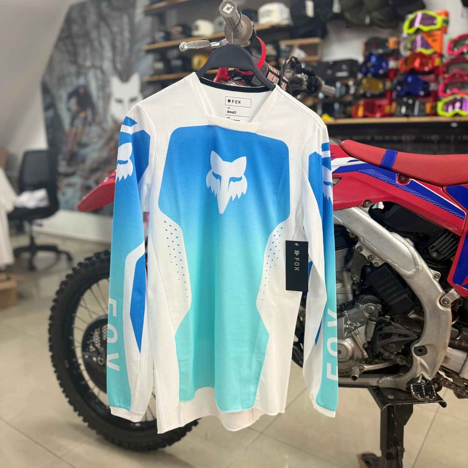 JERSEY FOX 180 SHIELD [AZUL/BLANCO] (PARA DAMA)