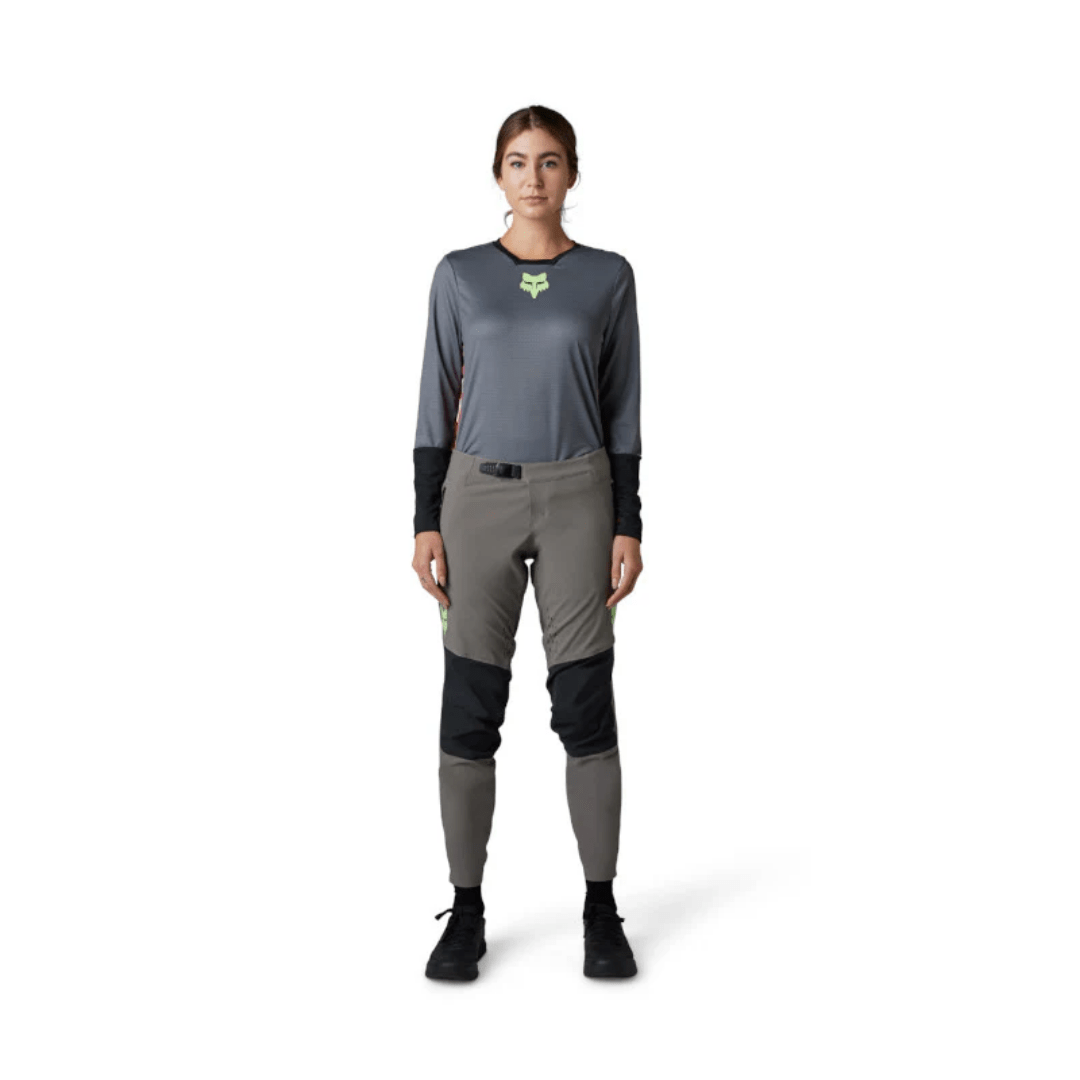 JERSEY FOX DEFEND RACE LS [GRIS OCURO] (PARA MUJER) - Todo Riders