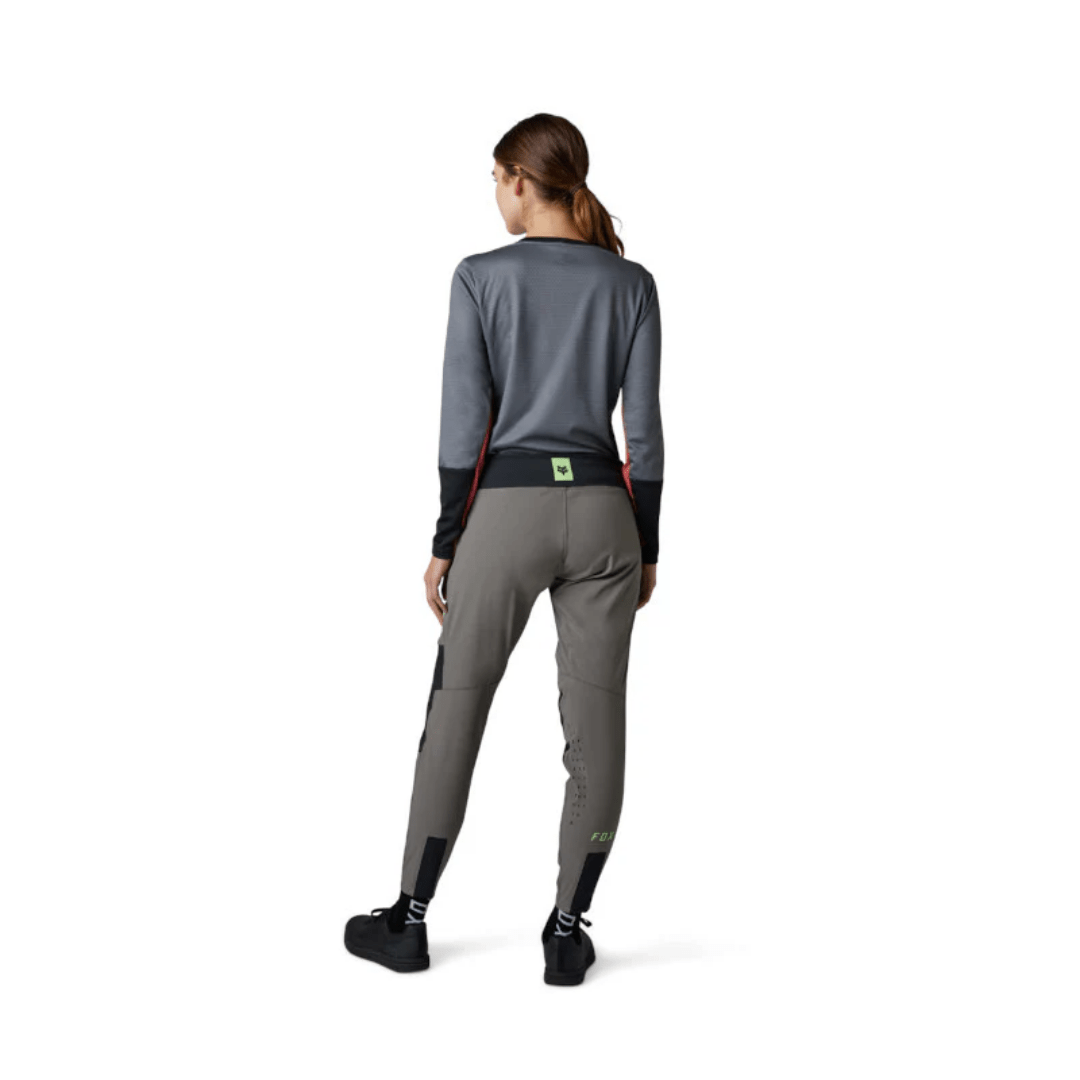 JERSEY FOX DEFEND RACE LS [GRIS OCURO] (PARA MUJER) - Todo Riders